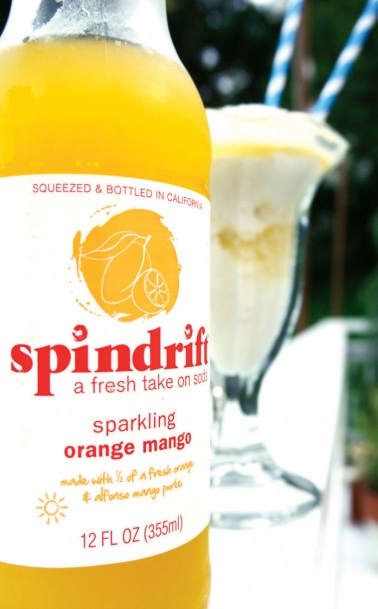 Spindthrift Sparkling Orange Mango