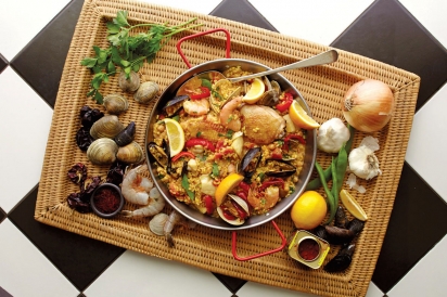 Paella and the ingredients