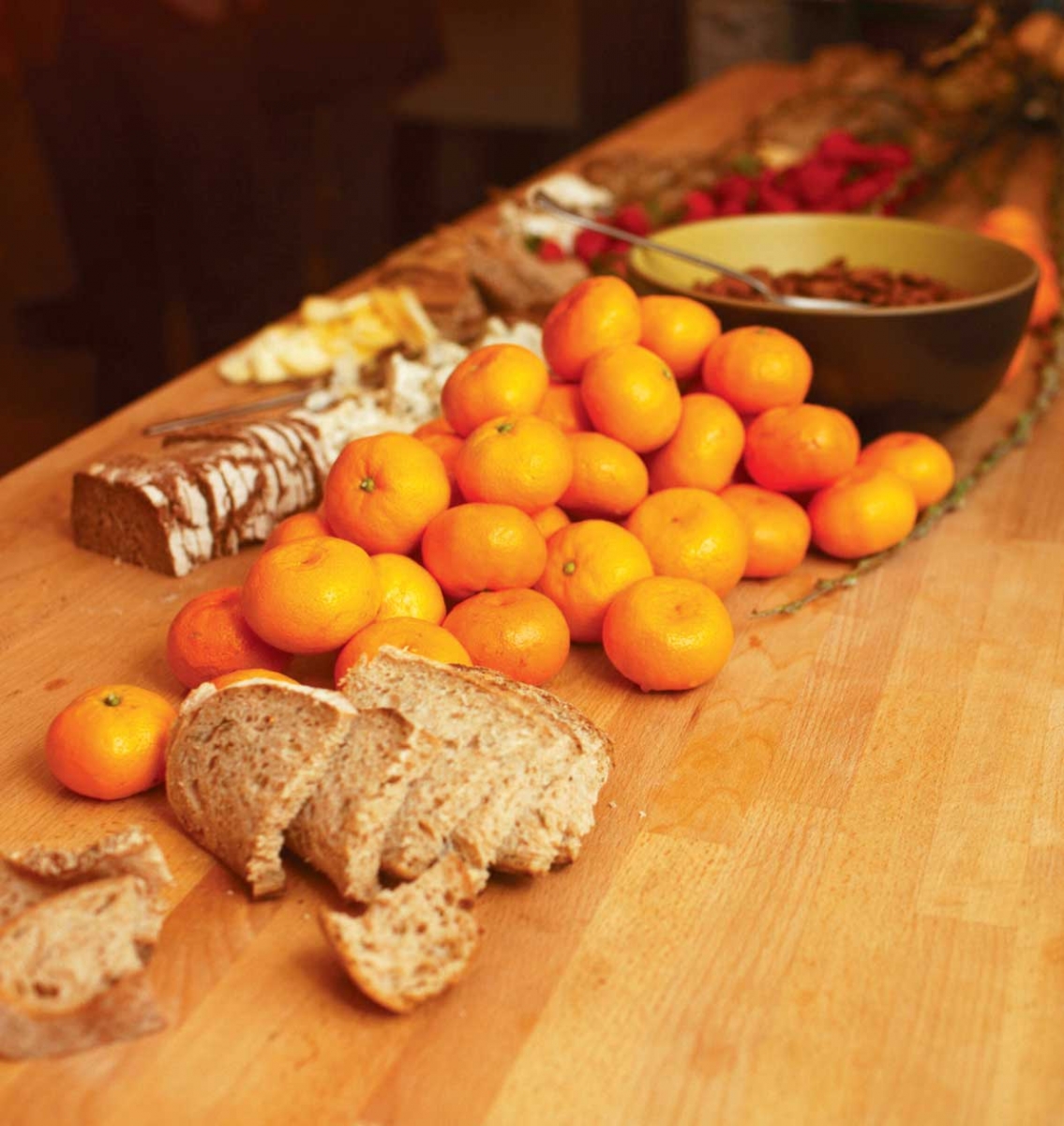 Bread and tangerines
